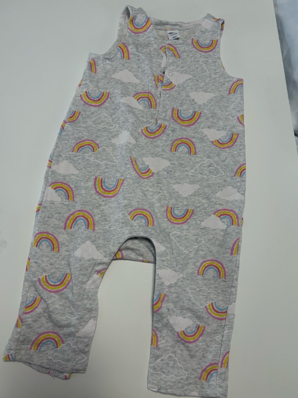 Old navy rainbow jumper summer 12-18m unisex